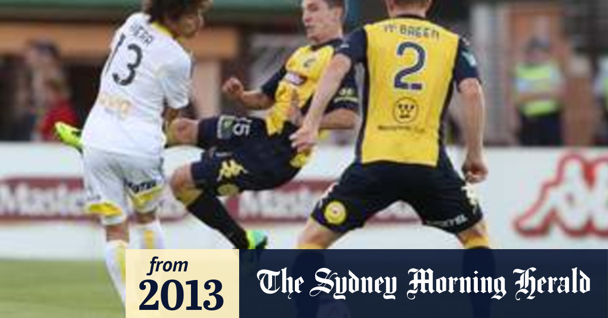 ALeague Central Coast Mariners v Wellington Phoenix